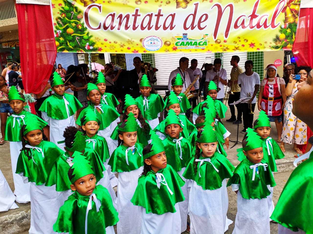 Camacã: Secretaria de Educação realiza 1ª Cantata de Natal e encanta a comunidade